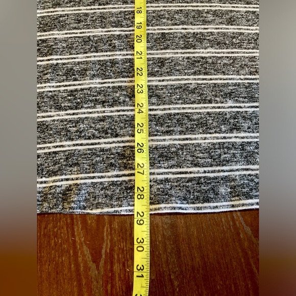 Grey with White Striped Oversized Long Sleeve Top with Ruffled Sleeve Size Mediu - Picture 5 of 6